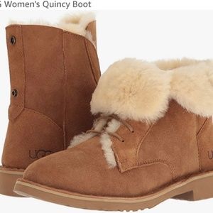 UGG Women's Quincy Boots -size 7